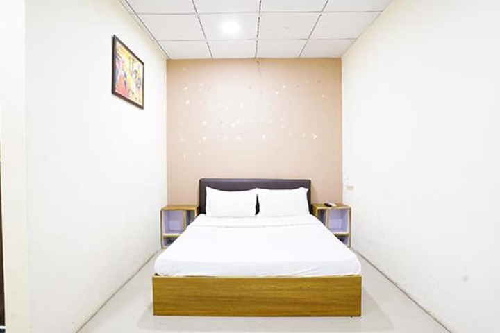 Room 5 of 21