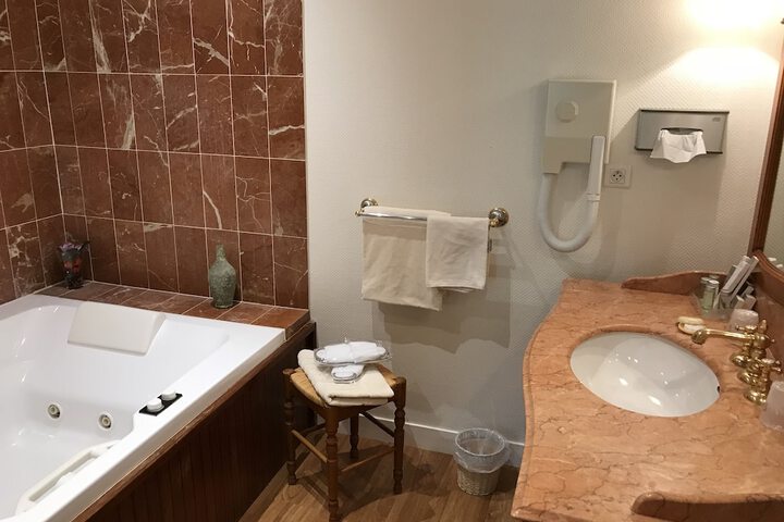 Bathroom Interior Photo
