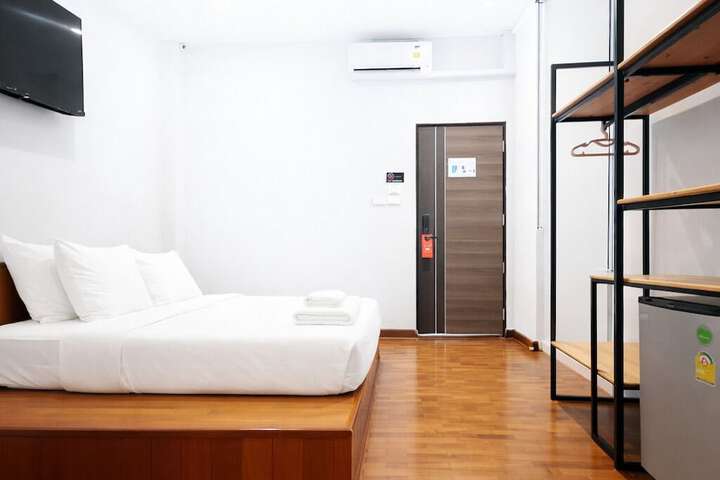 Room 58 of 112