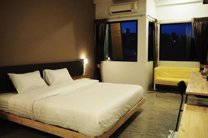 Room 20 of 47