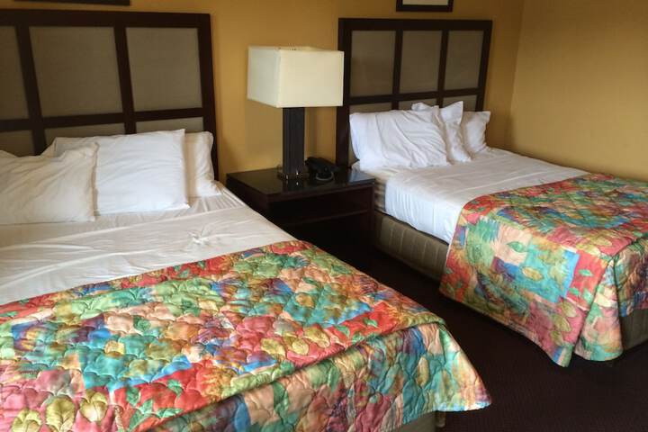 Room 8 of 35