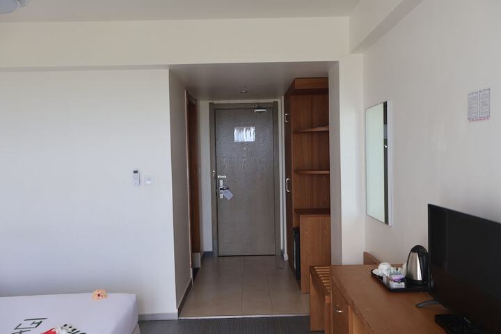 Room 15 of 91