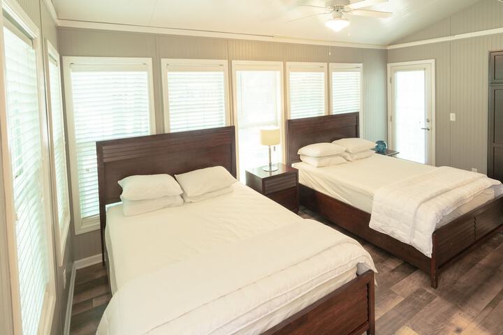 Room 18 of 64