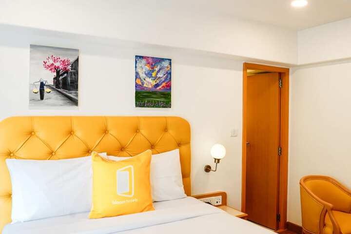 Room 12 of 42
