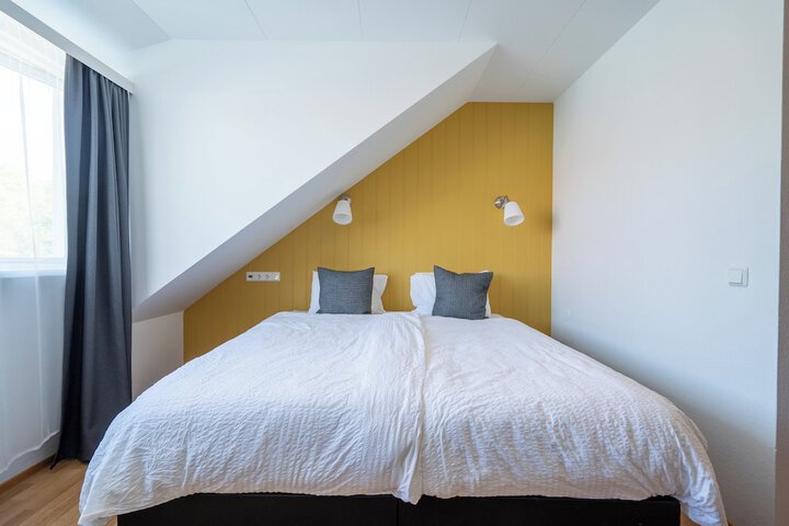 Room 30 of 123
