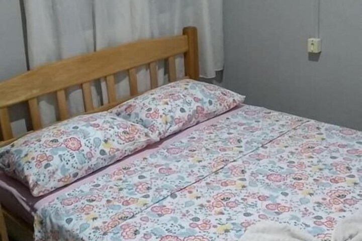 Room 3 of 60