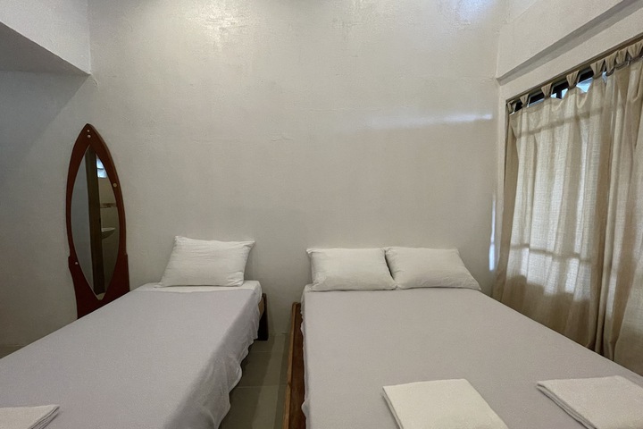 Room 5 of 59