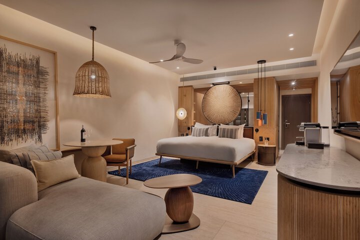 Room 25 of 105