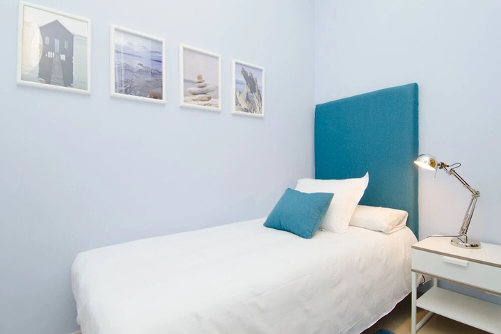 Room 2 of 11
