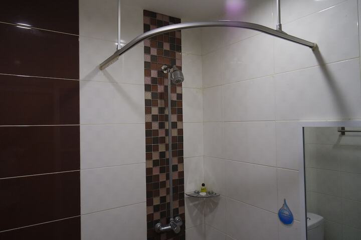 Room 18 of 23