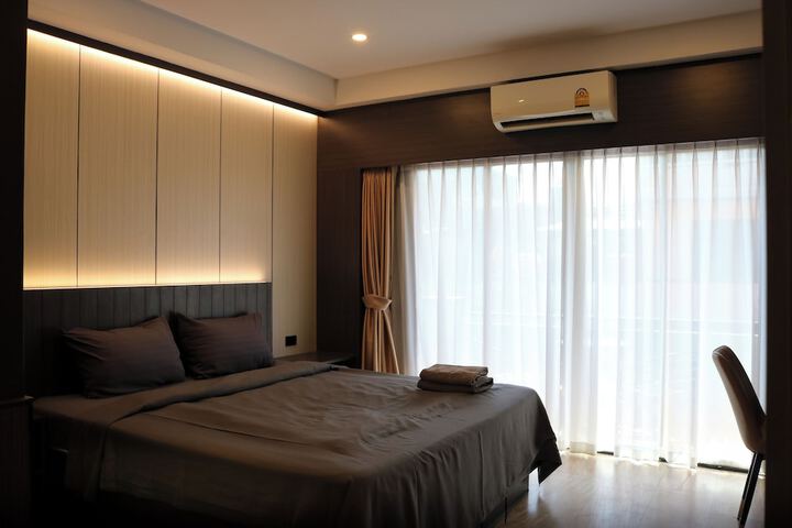 Room 15 of 49