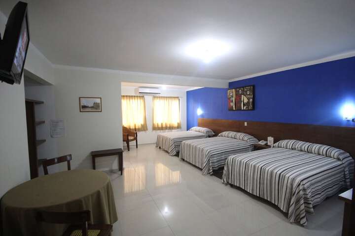 Room 16 of 65
