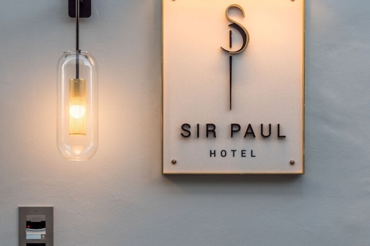 S Paul Hotel