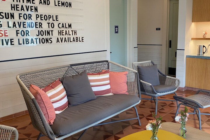 Spa reception