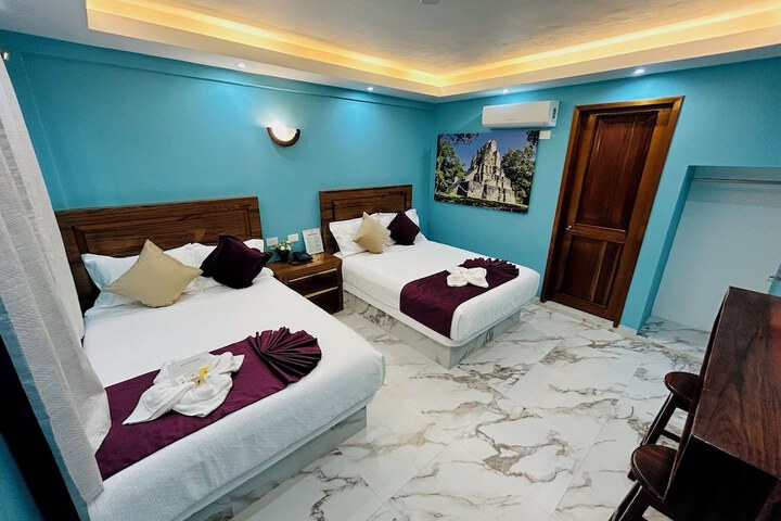 Room 10 of 26