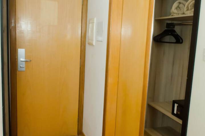 Room 10 of 59