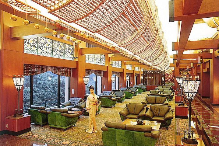 Guest Lobby