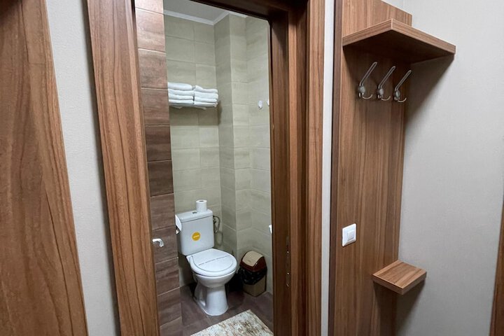 Room 4 of 57
