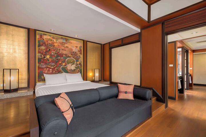 Room 51 of 237