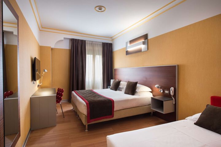 Room 9 of 55