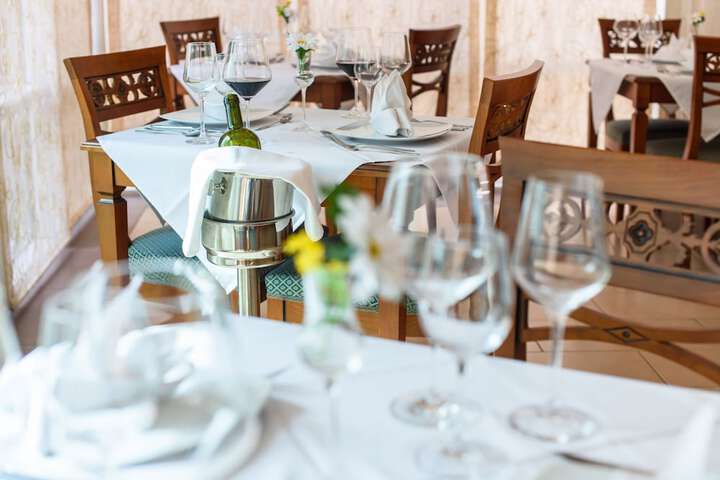 Dining 89 of 132