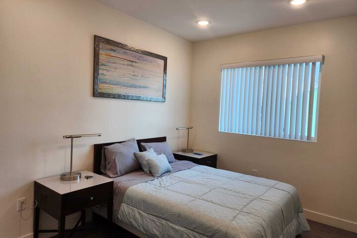 Room 28 of 48