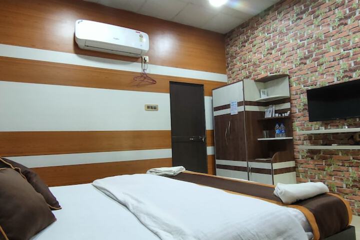 Room 22 of 86