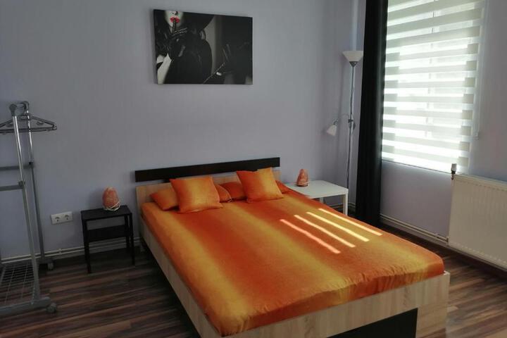 Room 3 of 17