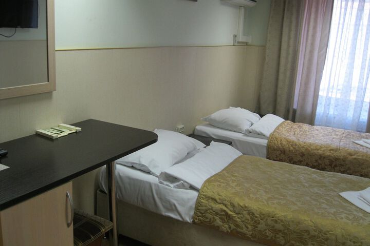 Room 30 of 65
