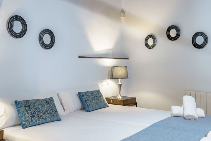 Room 21 of 53