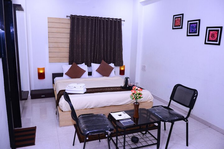 Room 15 of 54