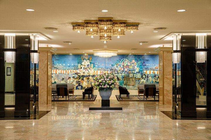 Hotel Lobby