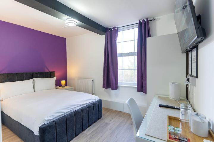Room 30 of 59