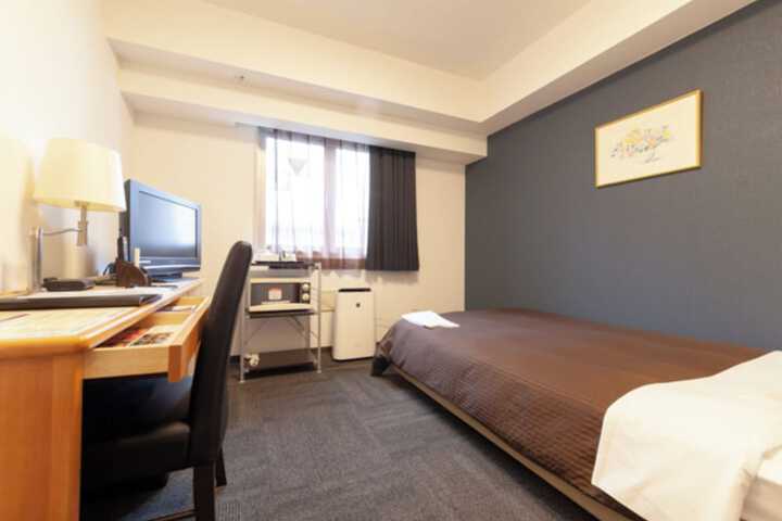 Room 12 of 29