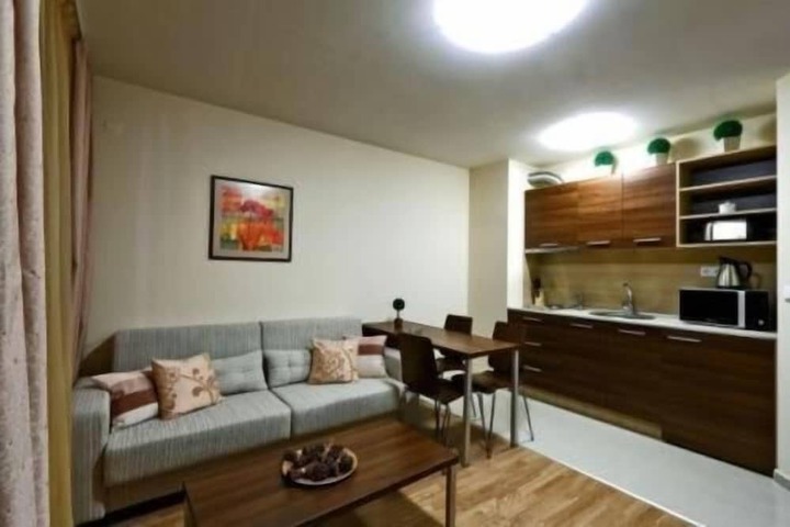 Room 22 of 39
