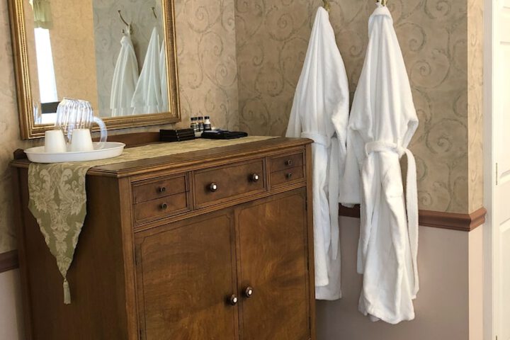 Room 5 of 56