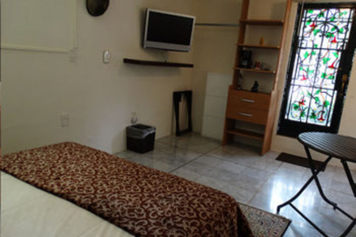 Room 18 of 46