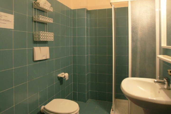 Room 86 of 104