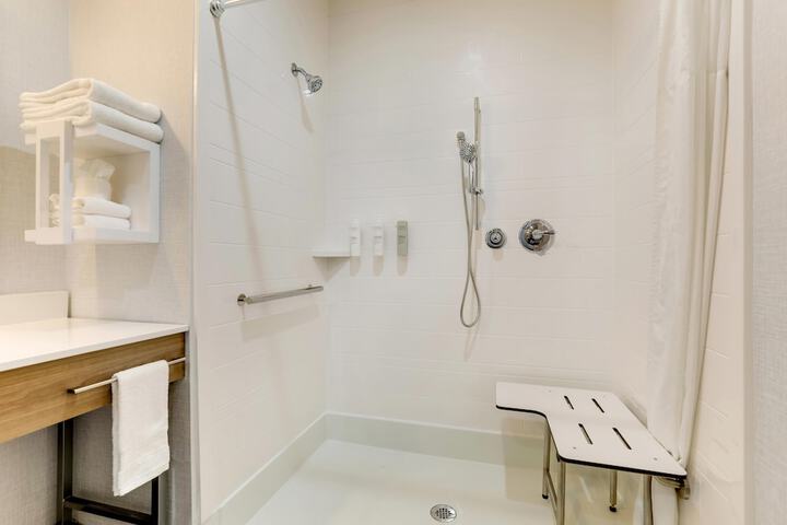 Bathroom shower