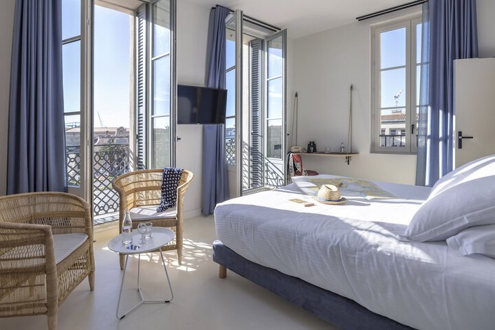 Room 16 of 75