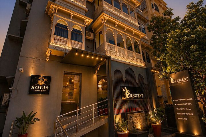 The Crescent Udaipur | Boutique Hotel Near Lake Pichola