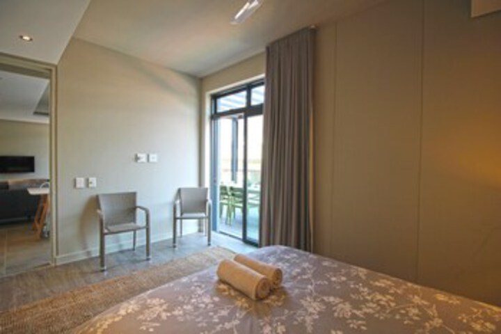 Room 10 of 21