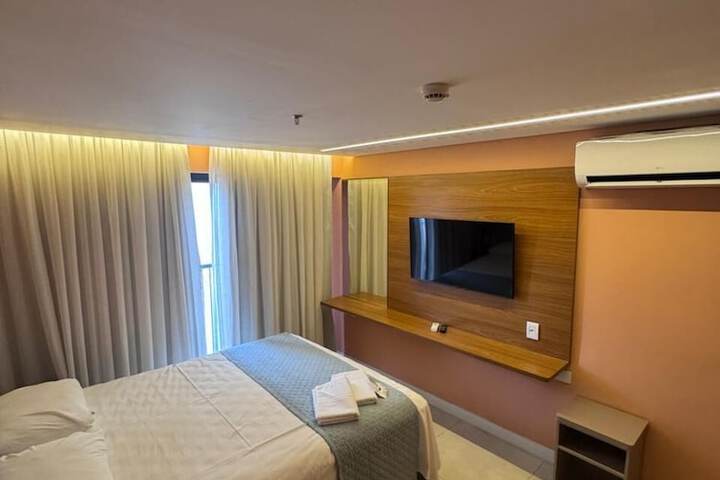 Room 13 of 25