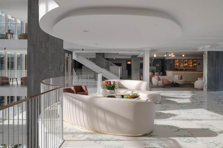 Hotel Lobby