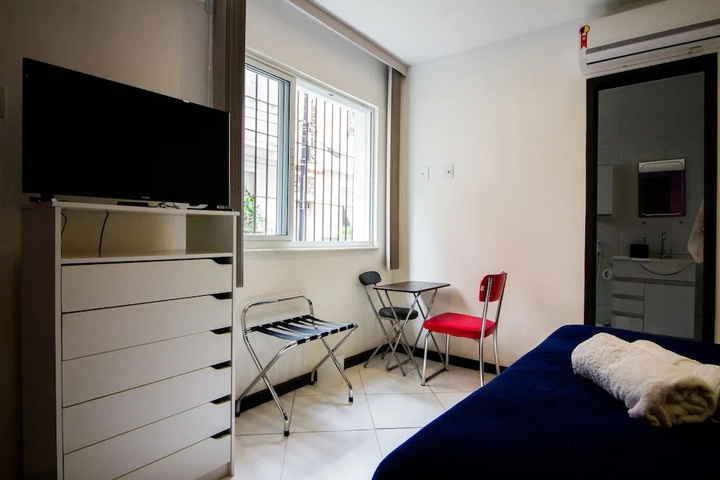 Room 2 of 15
