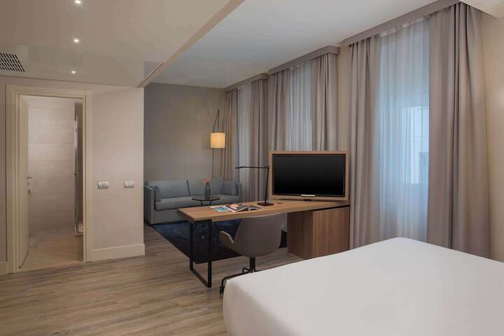 Room 29 of 81