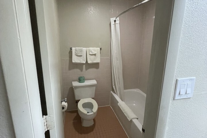 Deluxe Double Room (4 of 7)