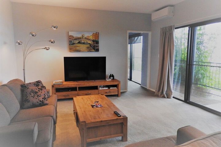 Room 4 of 22