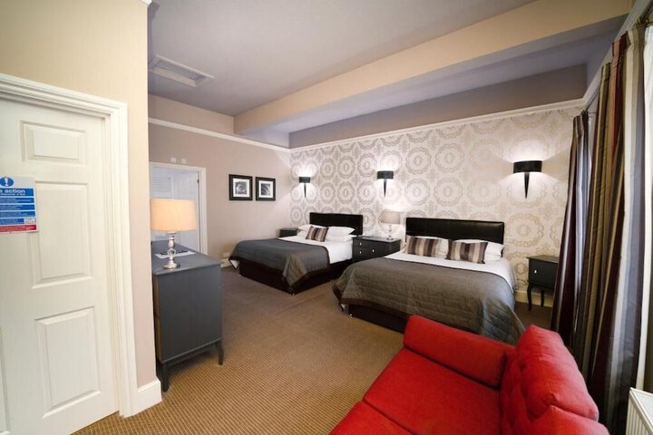 Room 2 of 45