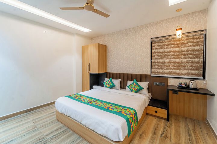 Room 16 of 41